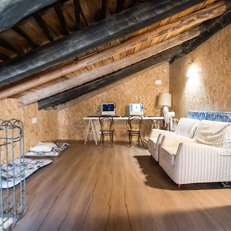 Rosalia / Pilgrim Hostel