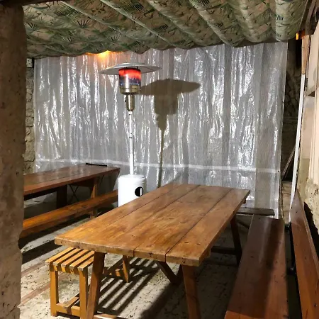 Rosalia / Pilgrim Hostal *