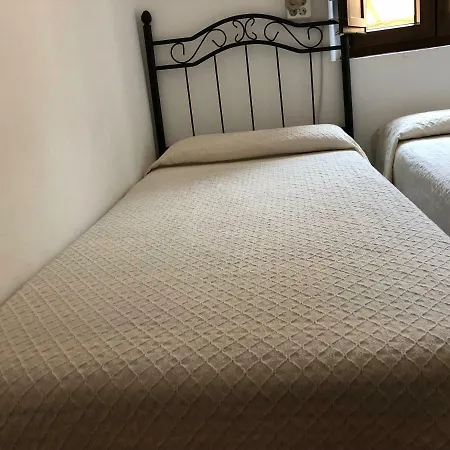 Hostel Rosalia / Pilgrim Castrojeriz