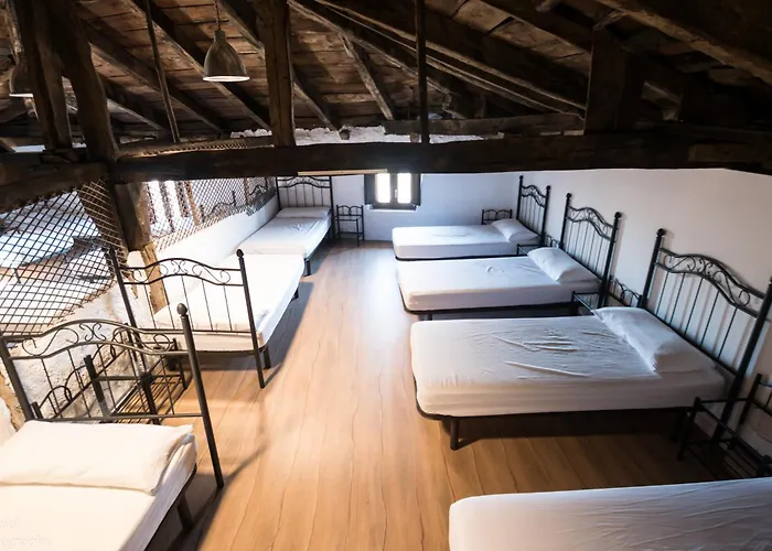 Hostel Rosalia / Pilgrim Castrojeriz